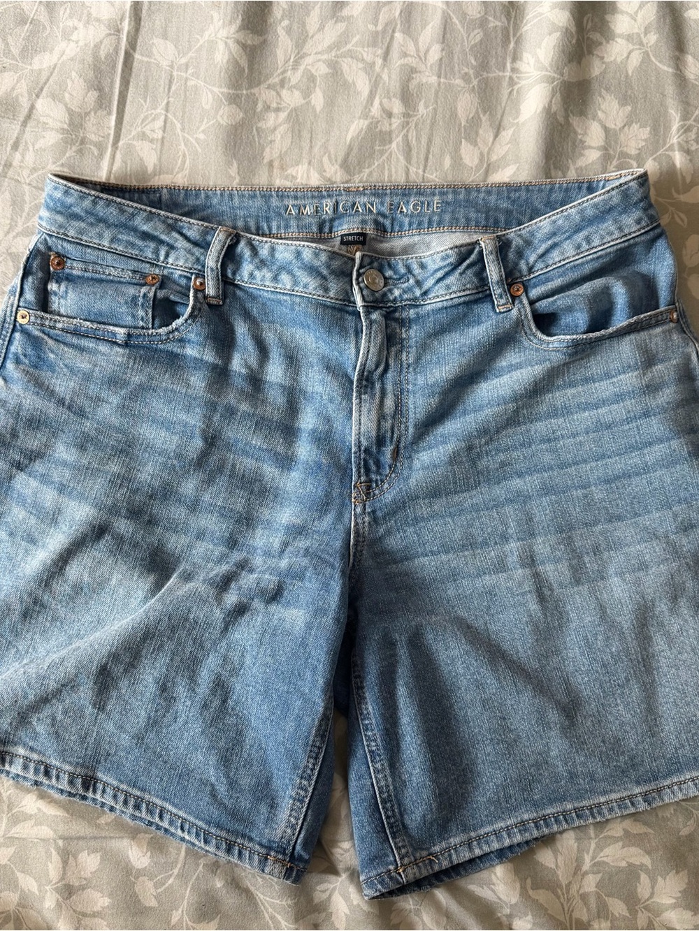 American Eagle Outfitters Light Blue Denim Women’s Shorts
